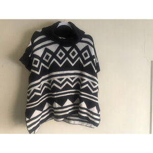 Old Navy M-L  Knit Sweater Pullover Cowl Neck